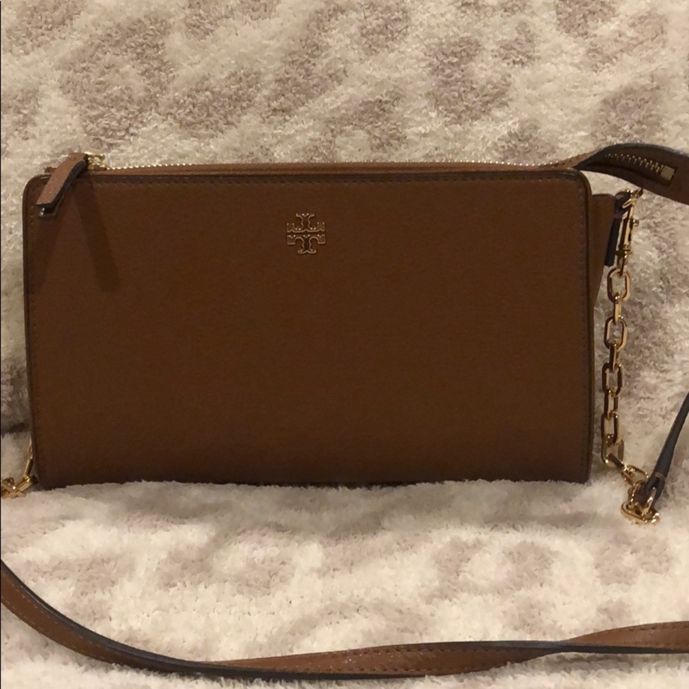 Mardsen Leather Wallet Crossbody Bag
